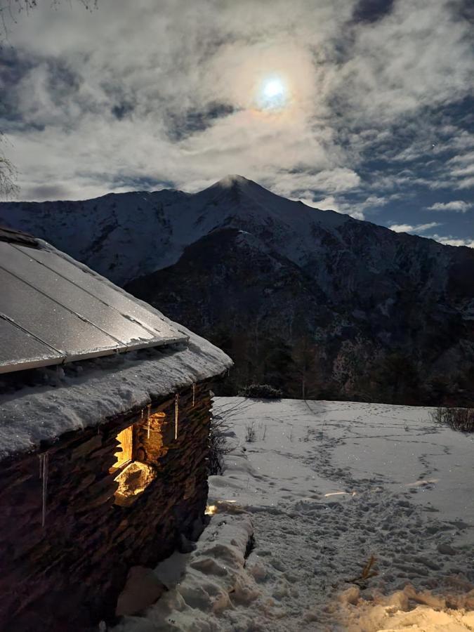 Bordes Pirineu, Costuix Hotell Areu Exteriör bild